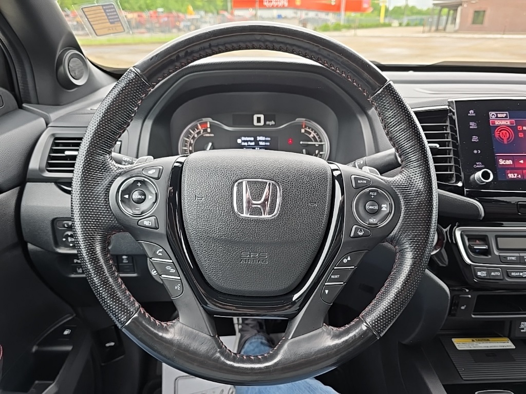 2022 Honda Ridgeline Black Edition photo 20