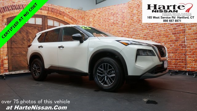 2023 Nissan Rogue S's photo