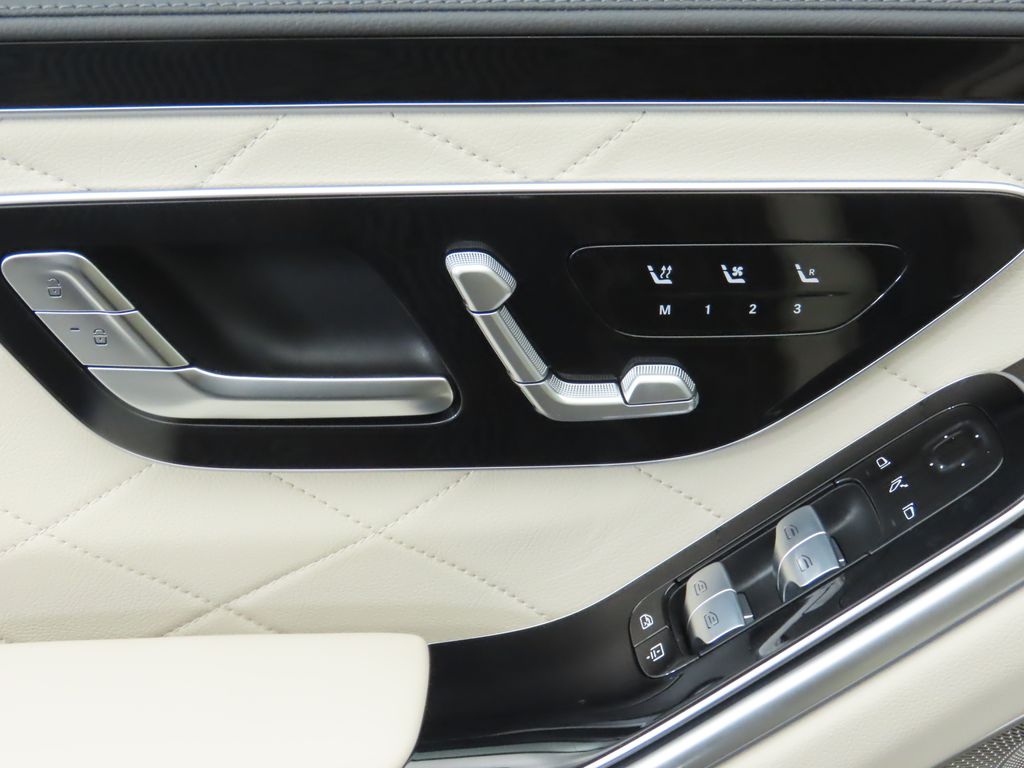 2026 Mercedes Benz S 580 4MATIC photo 22