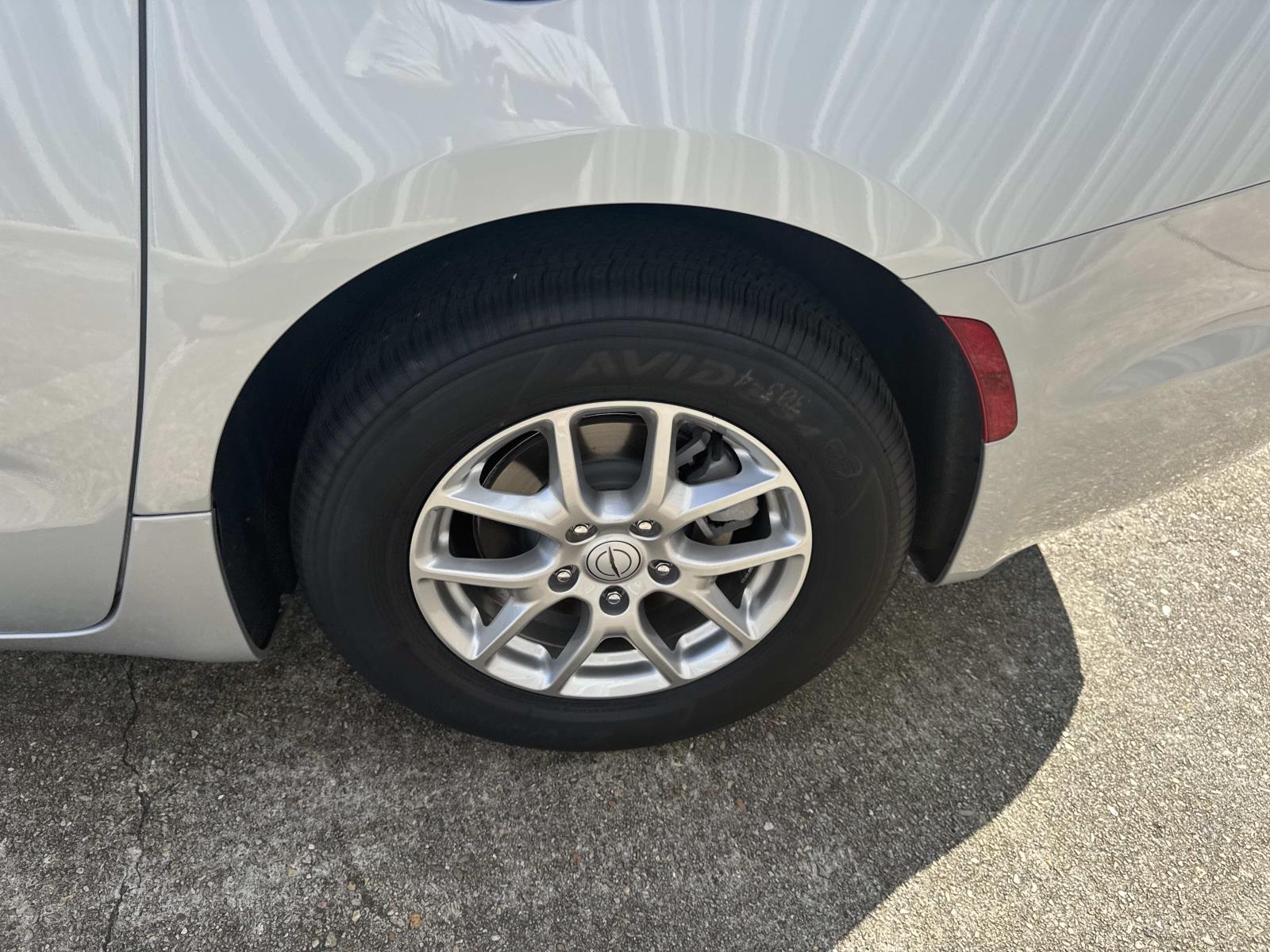 2026 Chrysler Voyager LX photo 3