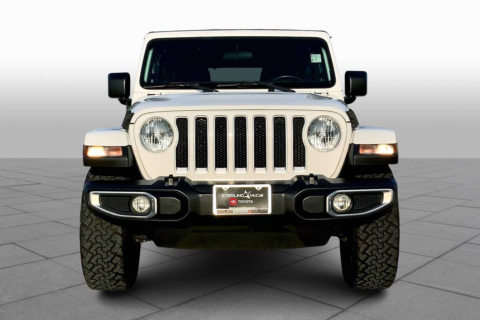 2018 Jeep Wrangler Unlimited Sahara photo 3