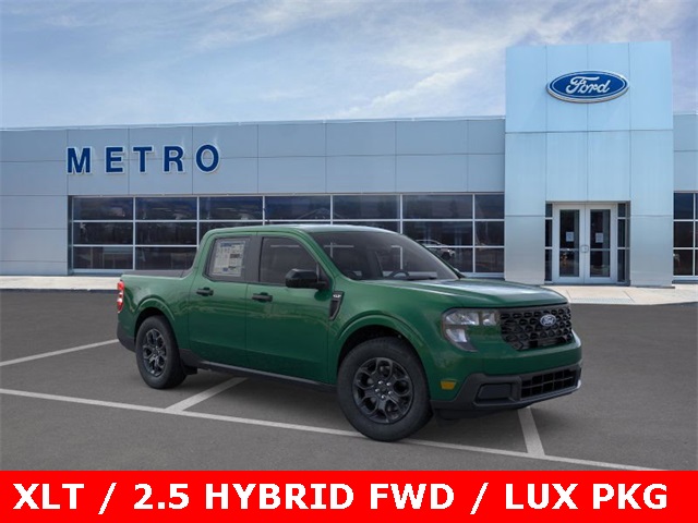 2025 Ford Maverick XLT's photo