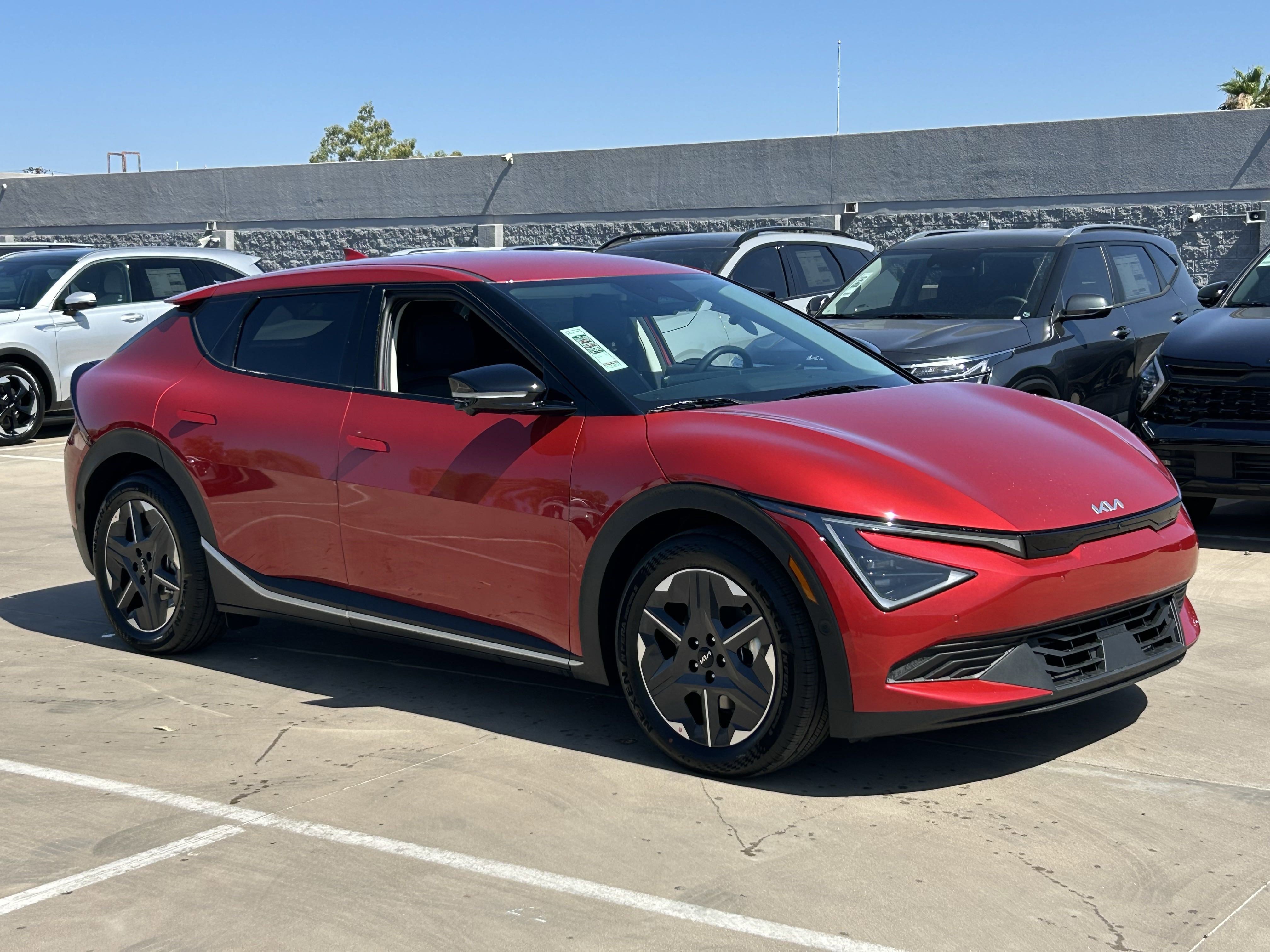 2025 Kia EV6 Light photo 13