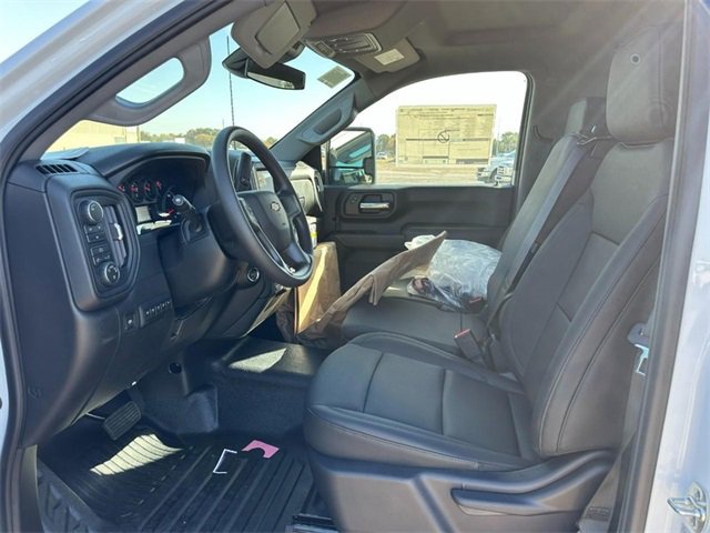 2026 Chevrolet Silverado 3500HD Work Truck photo 4