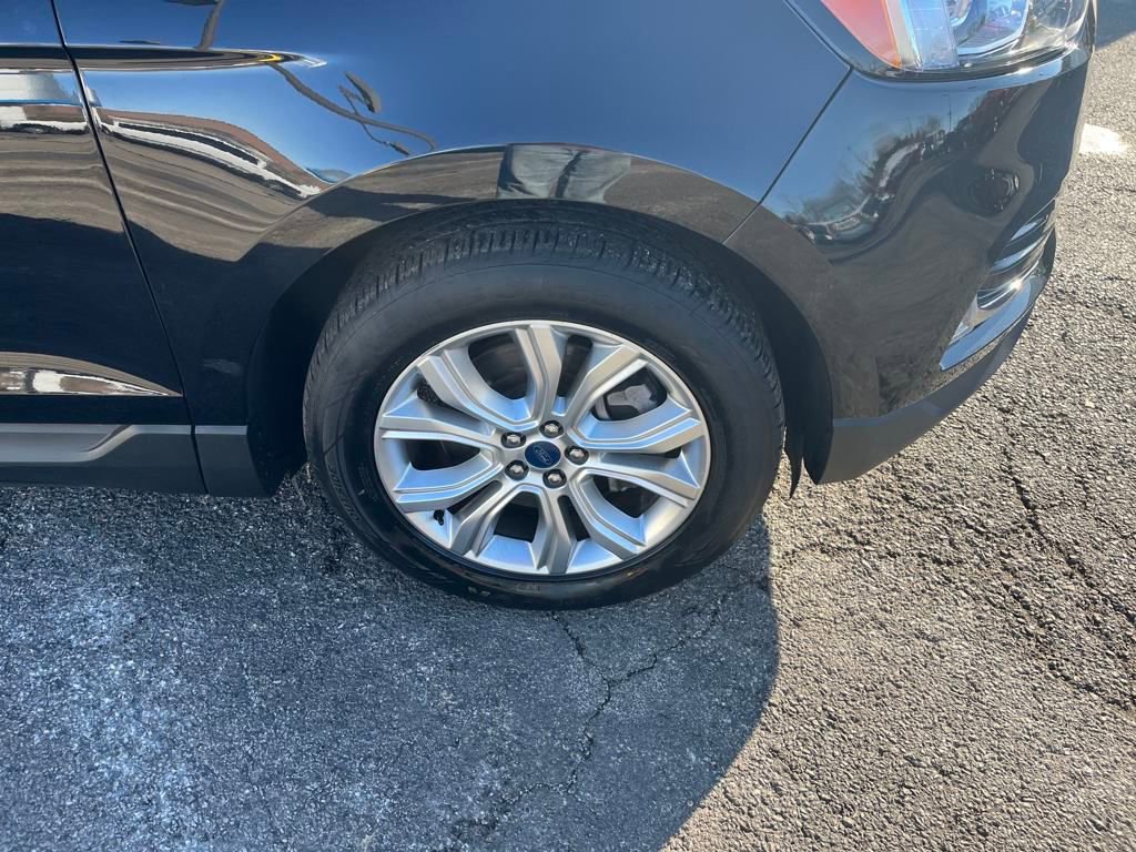 2022 Ford Edge Titanium photo 26