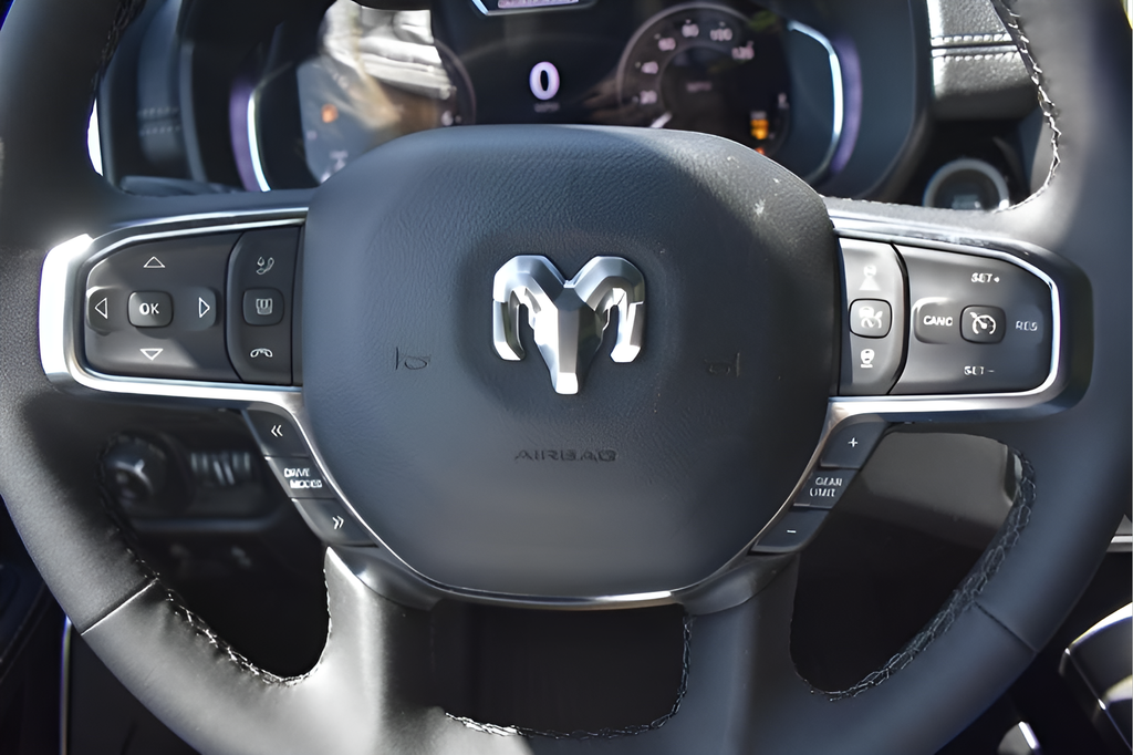 2025 Ram 1500 Laramie photo 18