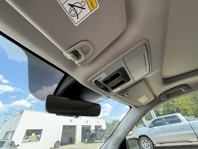 2023 Honda Pilot Elite photo 20