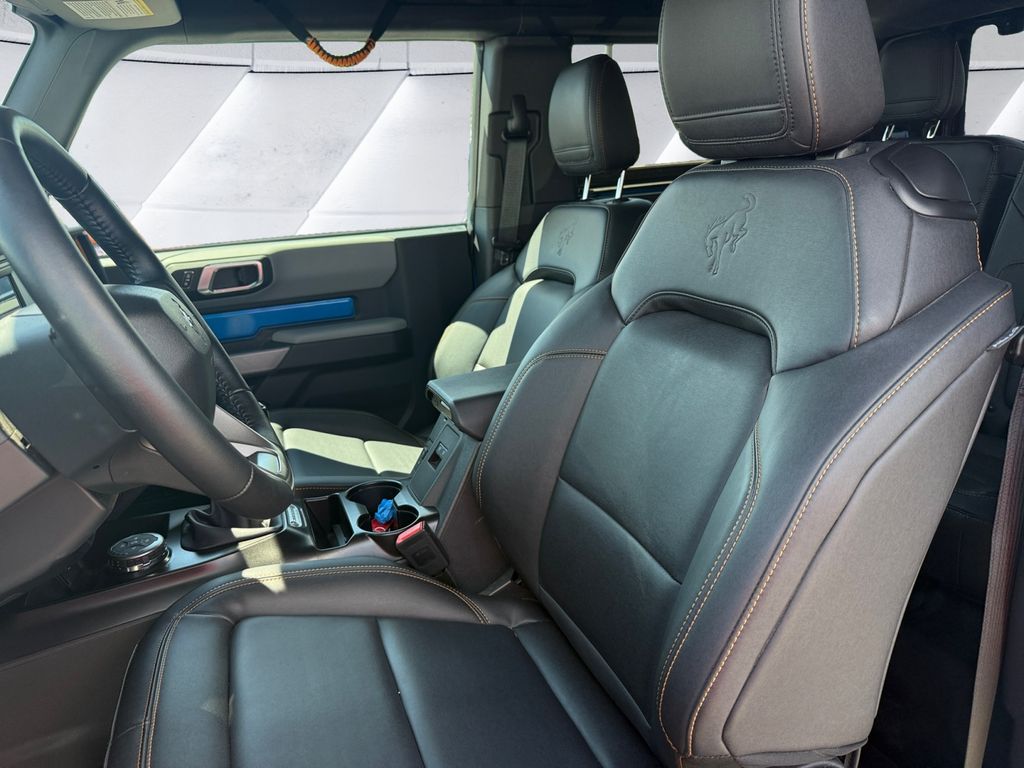 2022 Ford Bronco Badlands photo 8