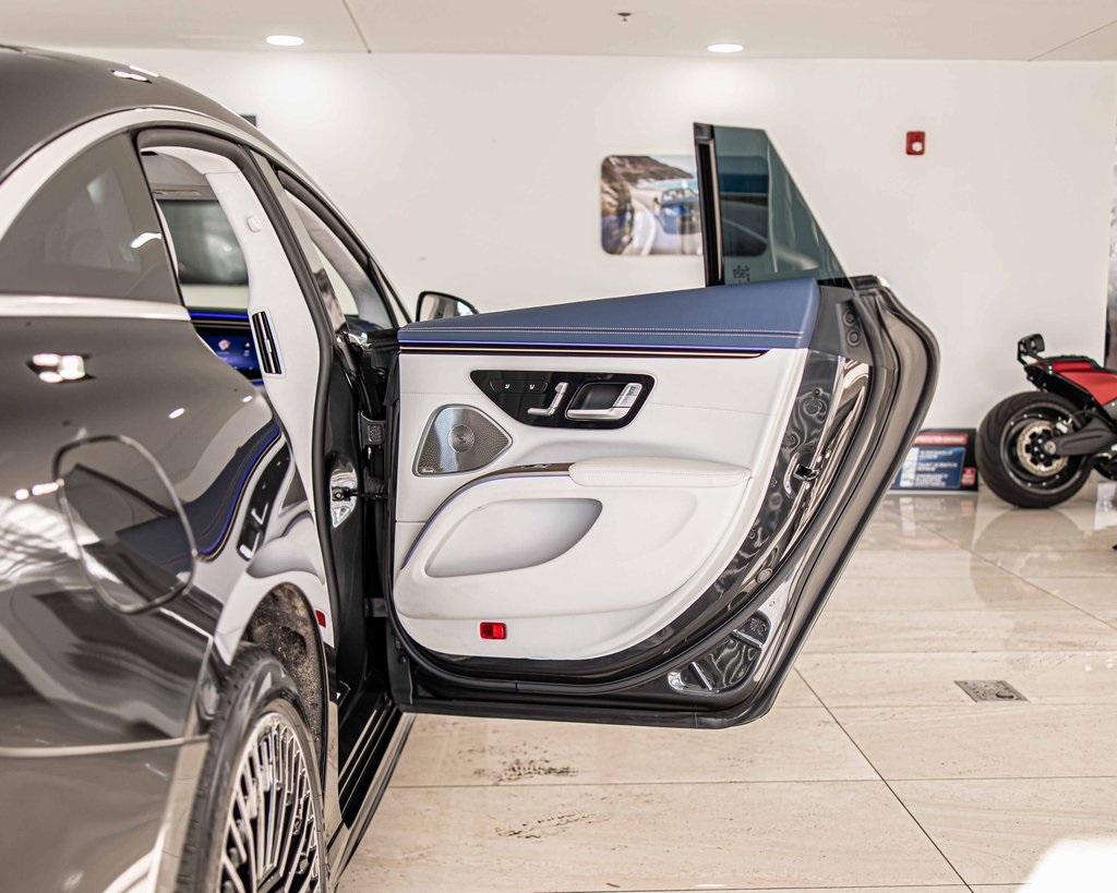 2023 MERCEDES-BENZ EQS-CLASS SEDAN - Image 40