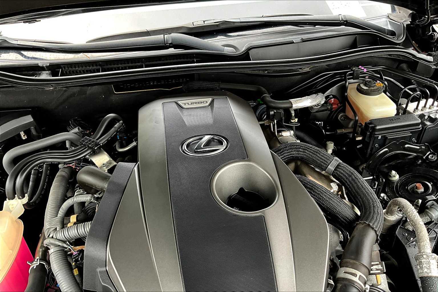 2020 Lexus IS 300 F SPORT photo 31