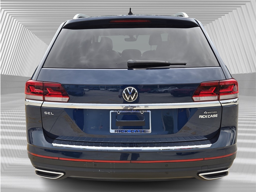 2023 Volkswagen Atlas SEL photo 4