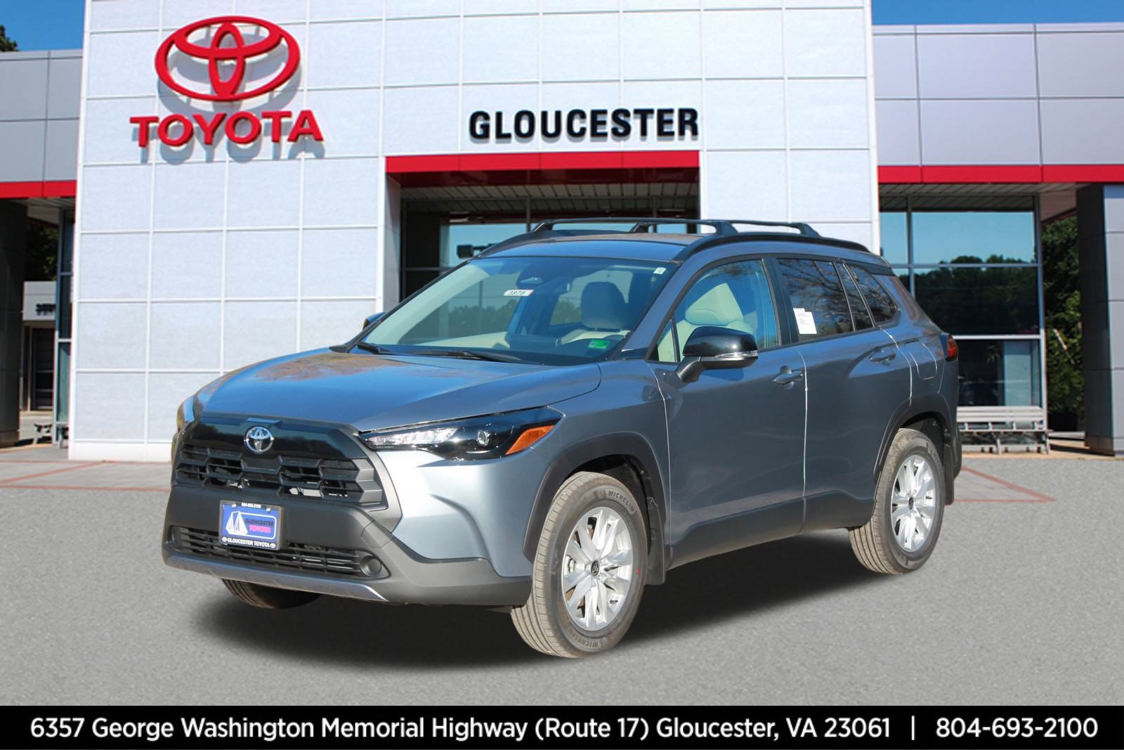 2026 Toyota Corolla Cross LE's photo