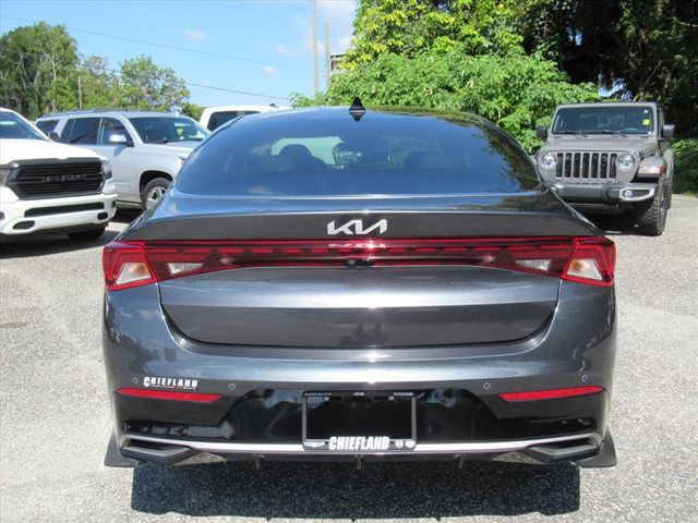 2022 Kia K5 EX photo 5