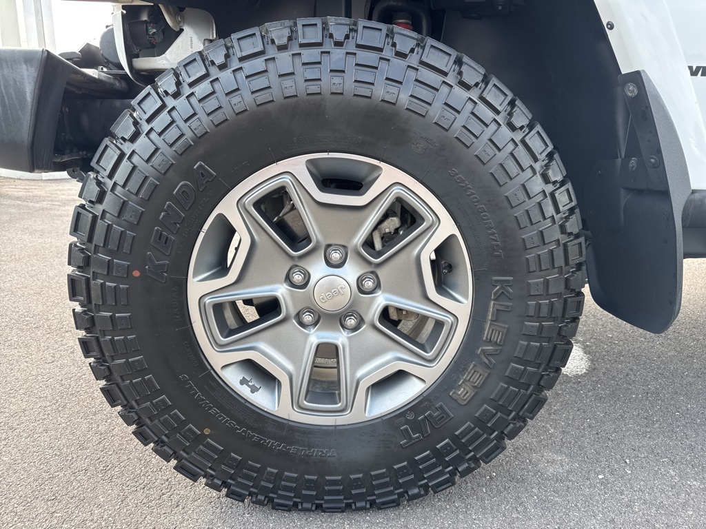 2017 Jeep Wrangler Rubicon photo 13