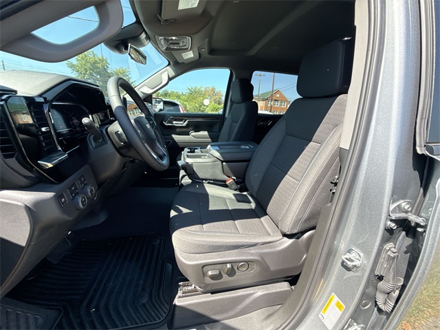 2025 Chevrolet Silverado 1500 LT photo 16