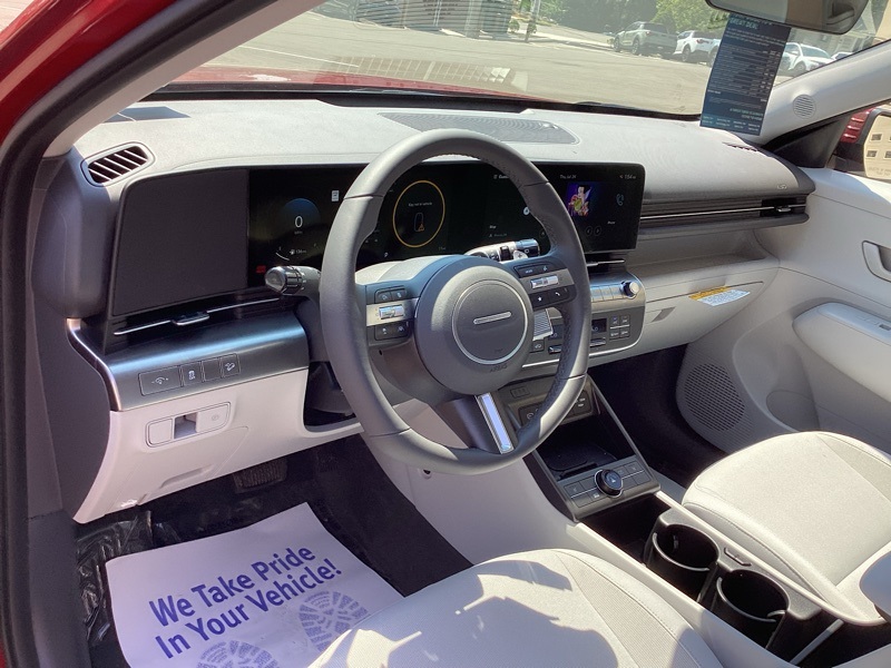 2025 Hyundai Kona SEL photo 28