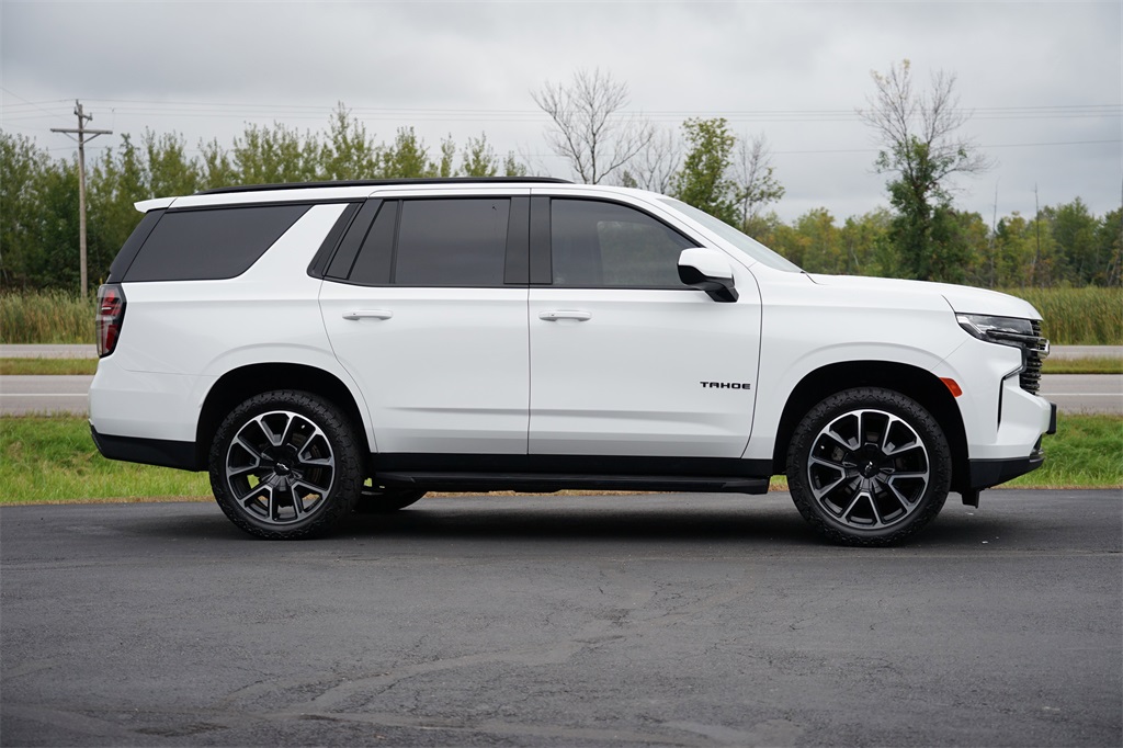 2021 Chevrolet Tahoe RST photo 2
