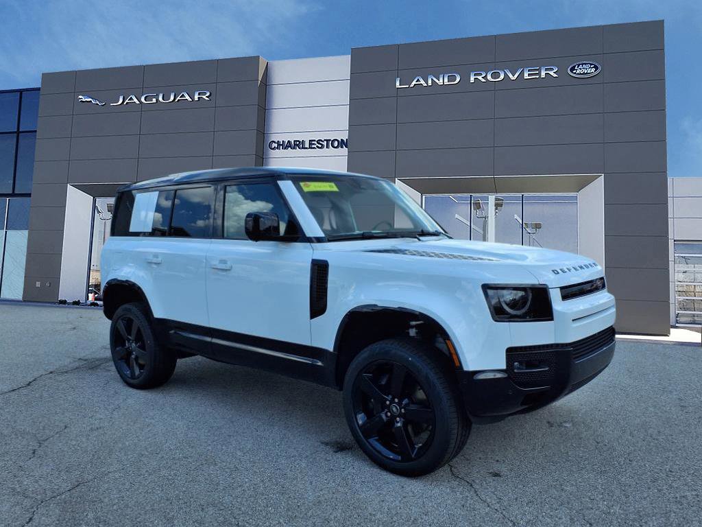 2025 Land Rover Defender 110 X-Dynamic SE photo 6