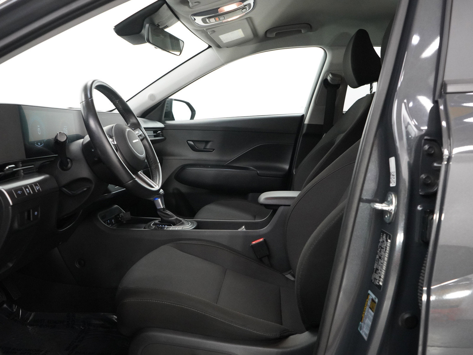 2024 Hyundai Kona SEL photo 17