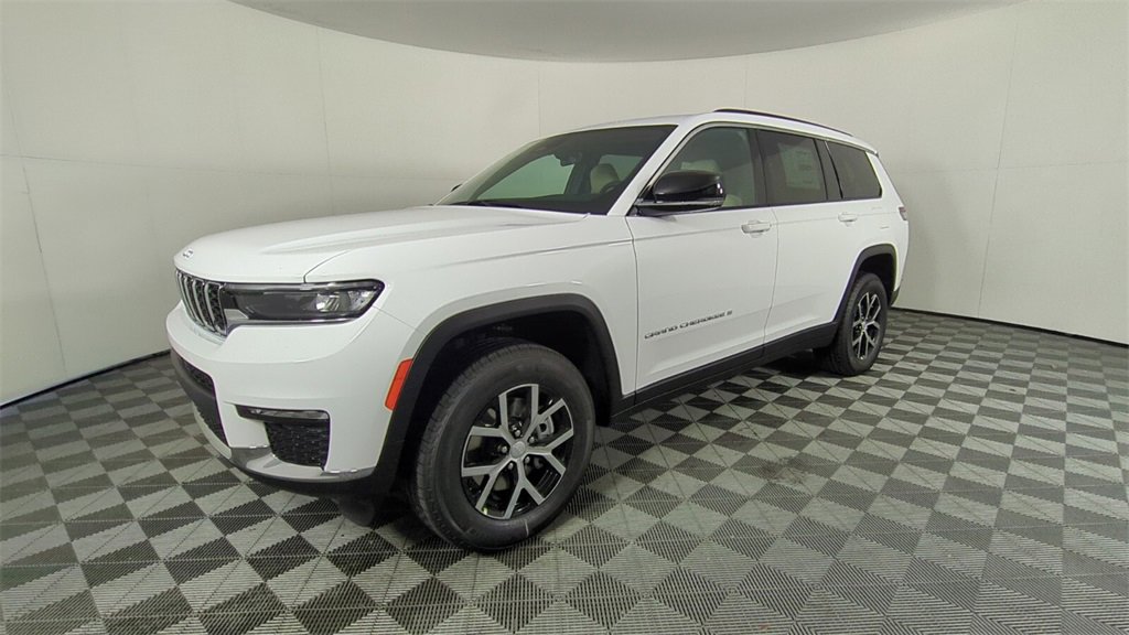 2025 Jeep Grand Cherokee Limited photo 6
