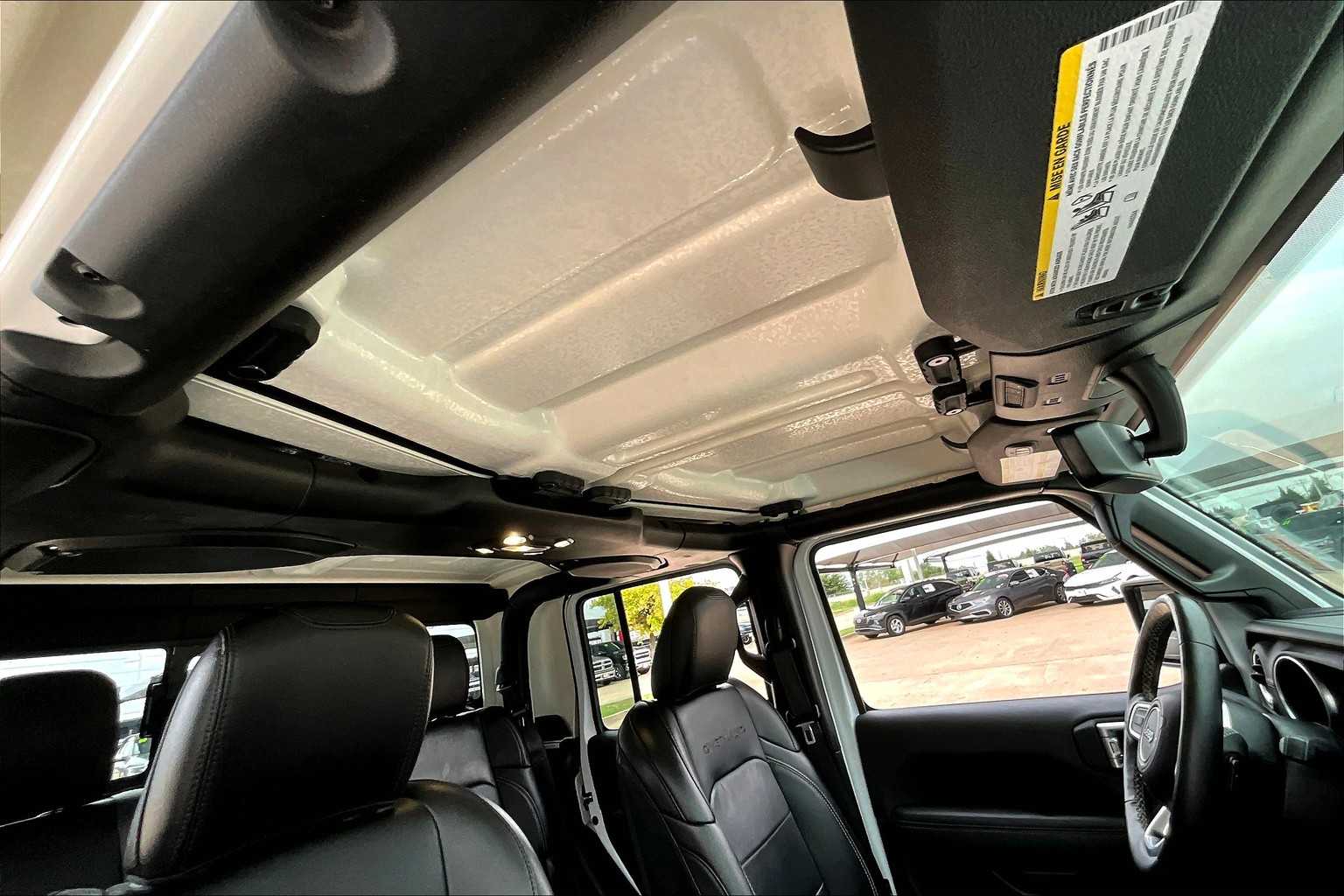 2021 Jeep Gladiator Overland photo 13