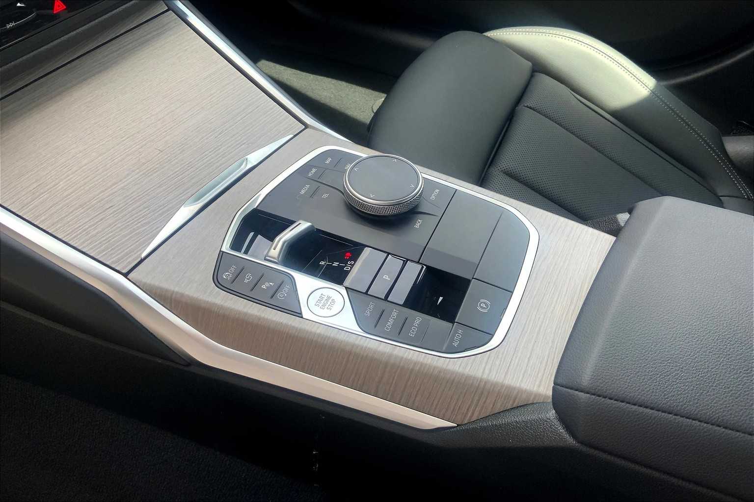 2025 Bmw 330i photo 18