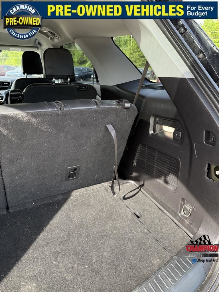 2021 Ford Explorer XLT photo 18