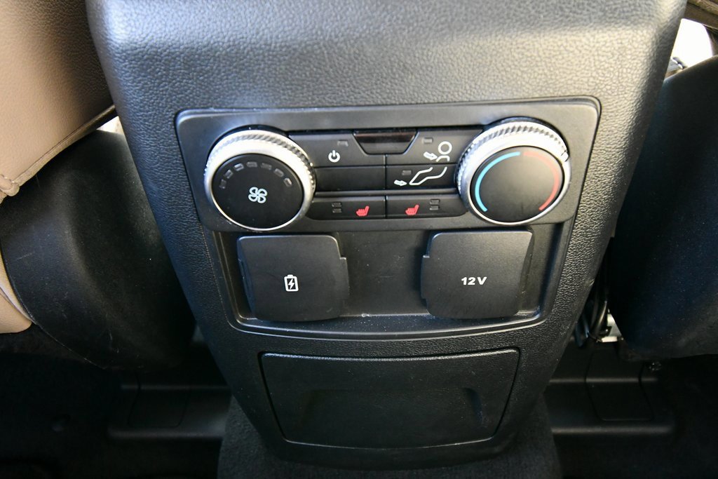 2023 Ford Explorer Limited photo 18