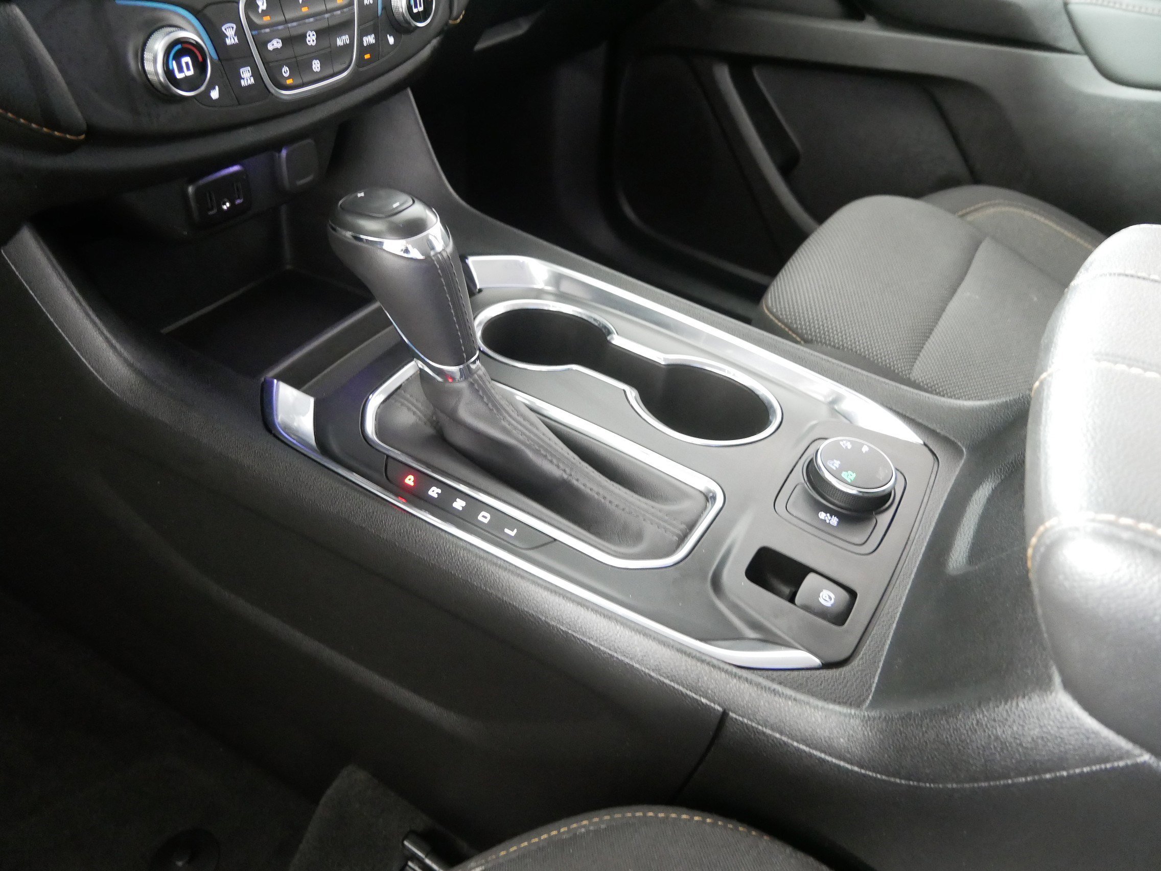 2020 Chevrolet Traverse Cloth photo 23