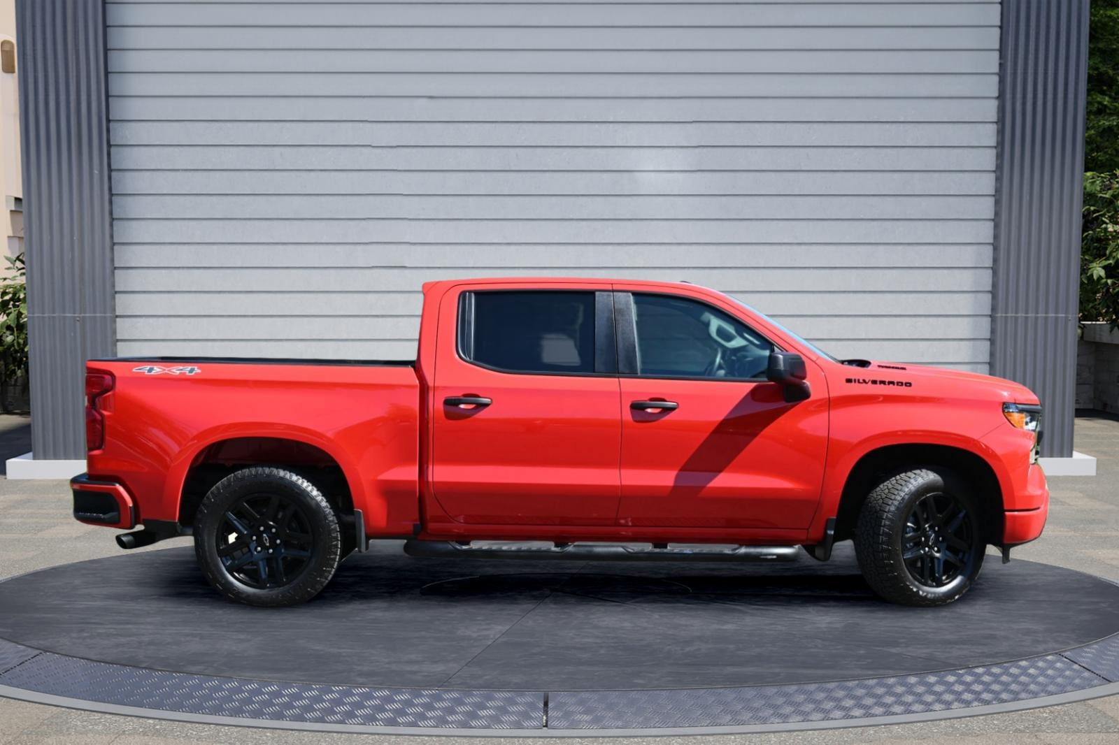 2025 Chevrolet Silverado 1500 Custom photo 3