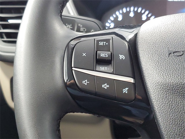 2021 Ford Escape SE photo 15