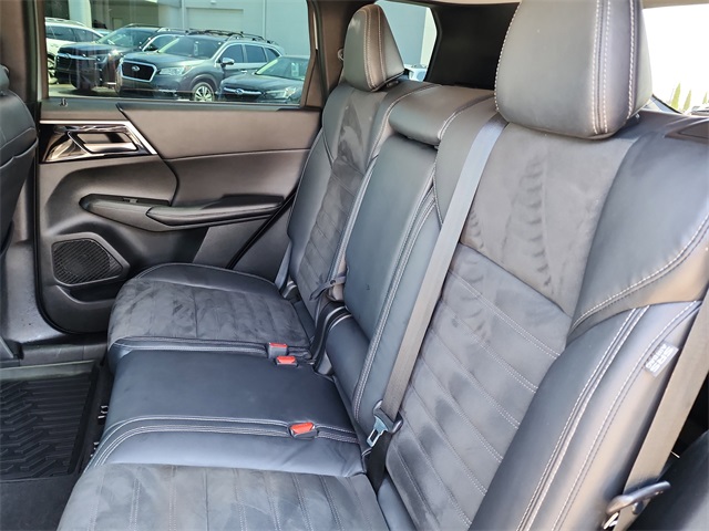 2022 Mitsubishi Outlander SE photo 15