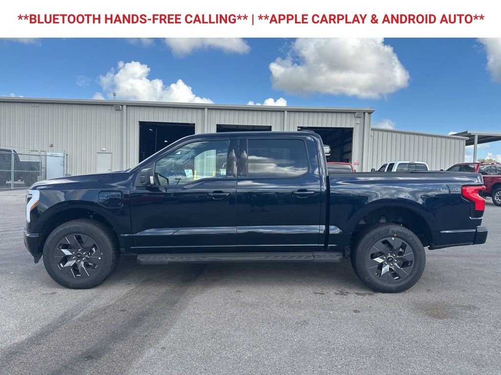 2025 Ford F-150 Lightning photo 3
