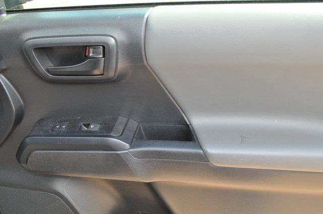 2023 Toyota Tacoma SR 4x4 Double Cab photo 17