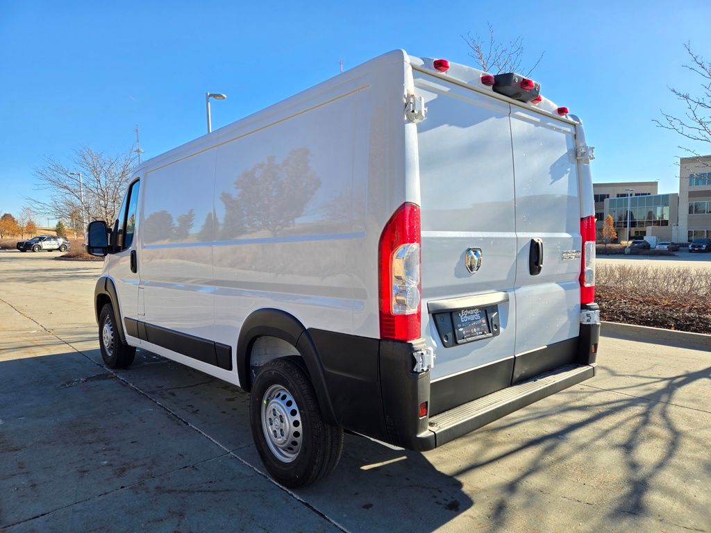 2025 Ram ProMaster 2500 photo 4