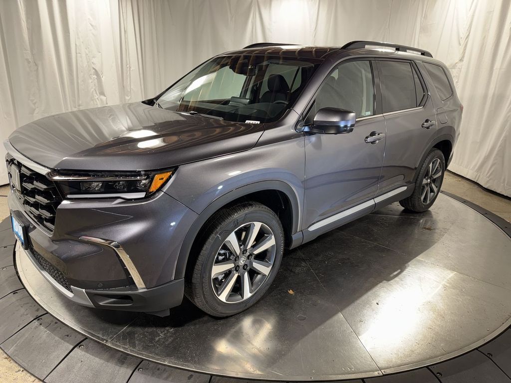 2025 Honda Pilot Elite's photo