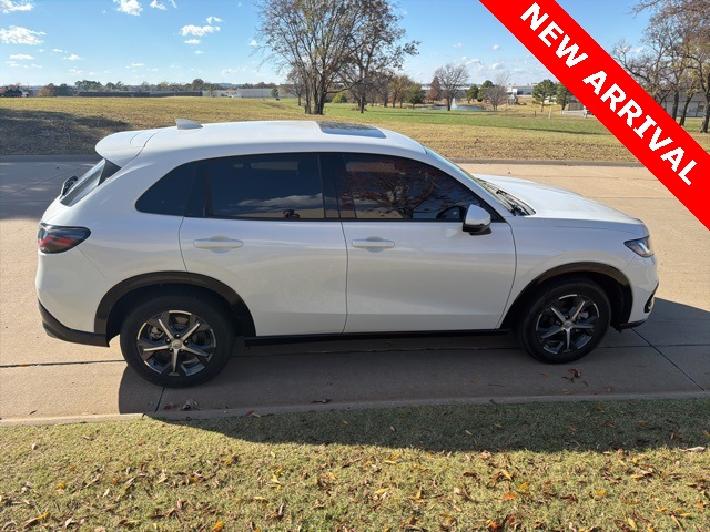 2023 Honda HR-V EX-L photo 2