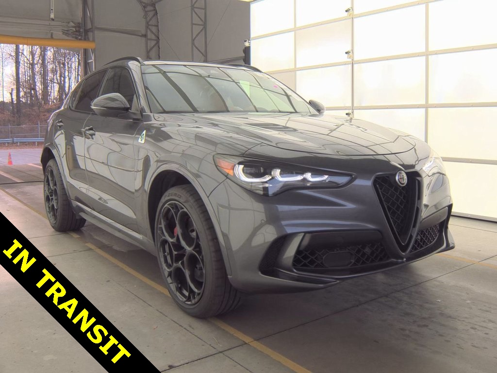 2024 Alfa Romeo Stelvio Quadrifoglio