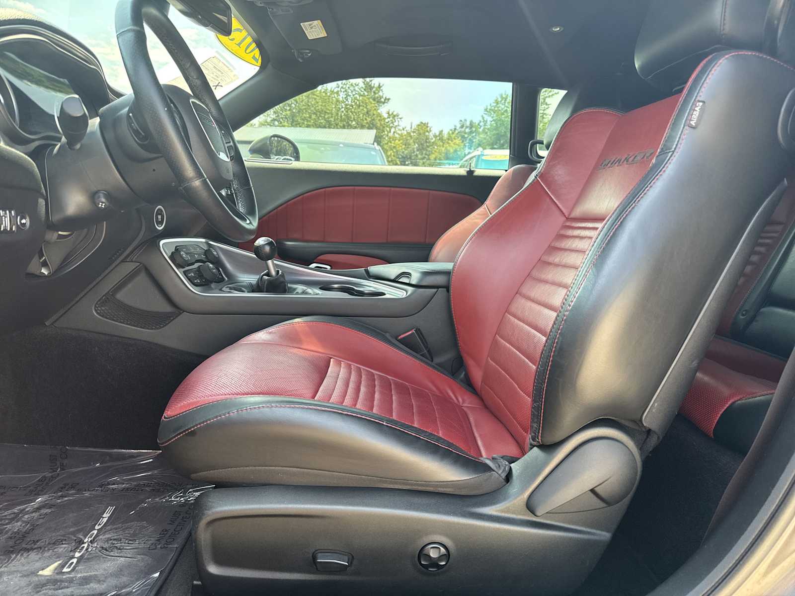 2015 Dodge Challenger R/T Plus Shaker photo 18