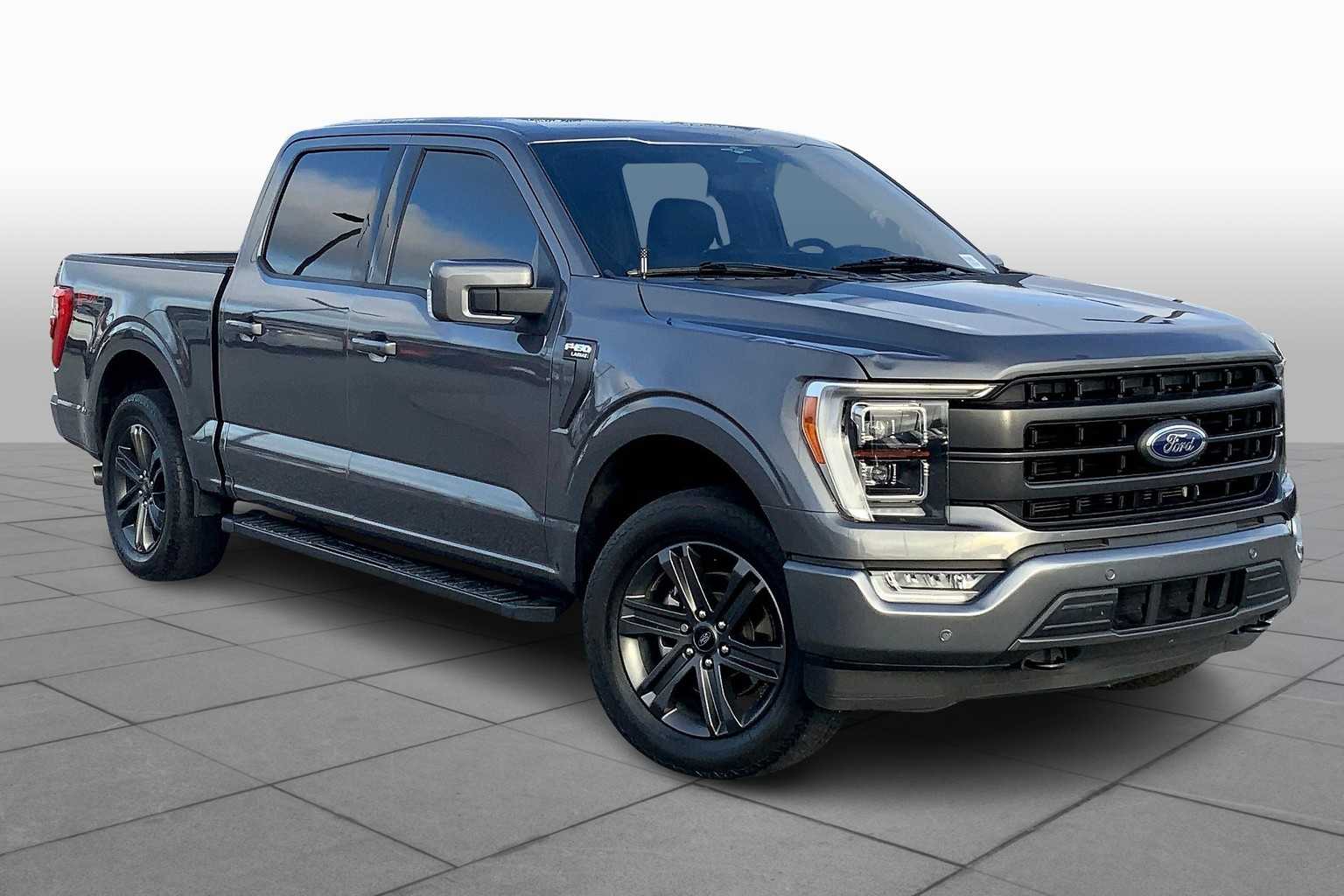 2023 Ford F-150 Lariat photo 2
