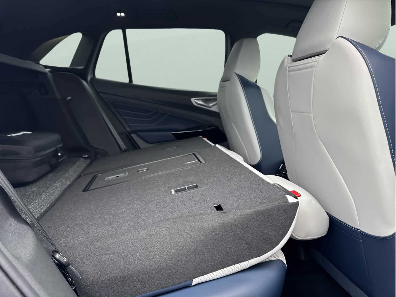 2025 Volkswagen ID.4 Pro S photo 41