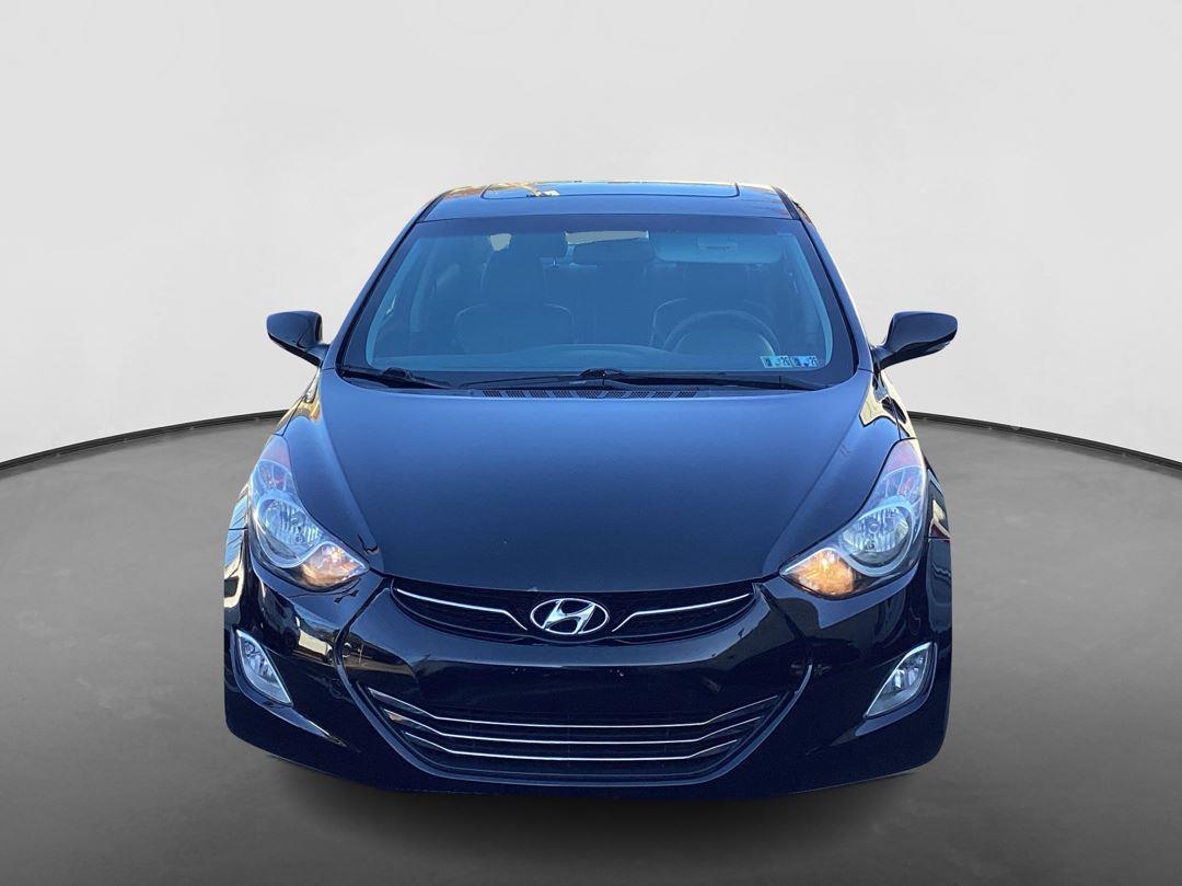 2012 Hyundai Elantra Limited photo 2