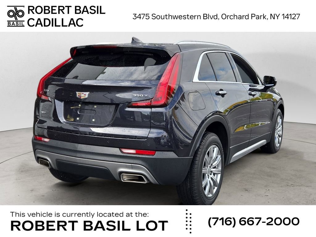 2023 Cadillac XT4 Premium Luxury photo 4
