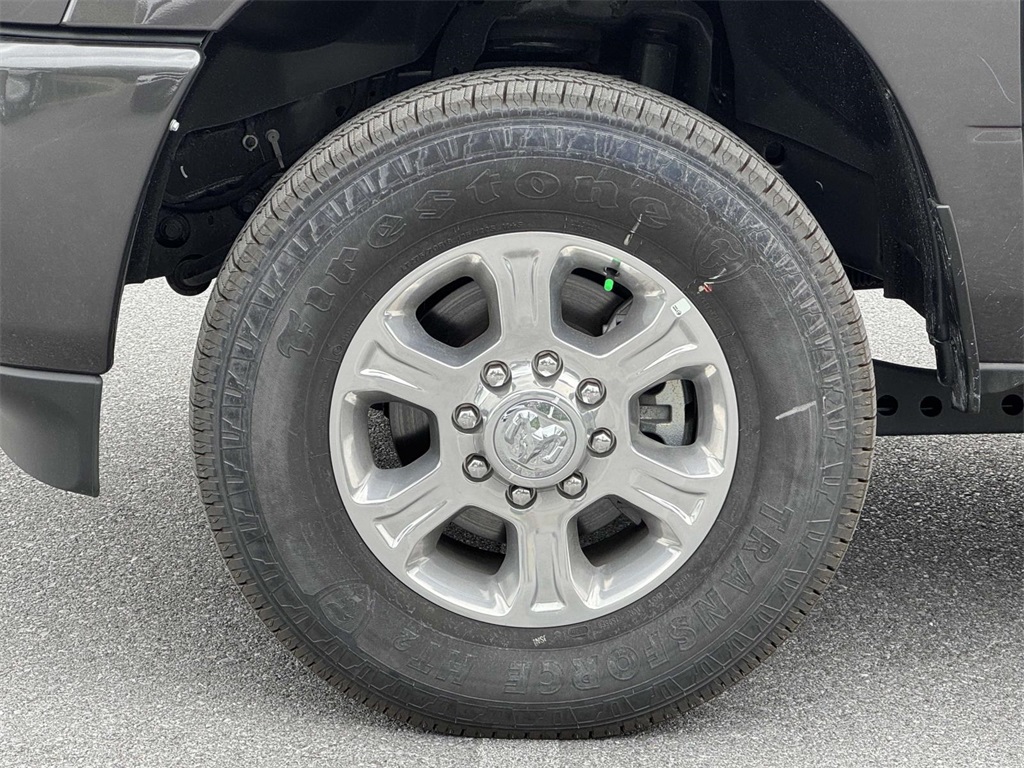 2025 Ram 2500 Big Horn photo 11