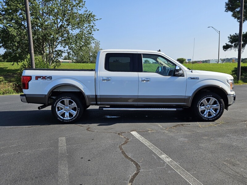 2020 Ford F-150 Lariat photo 13