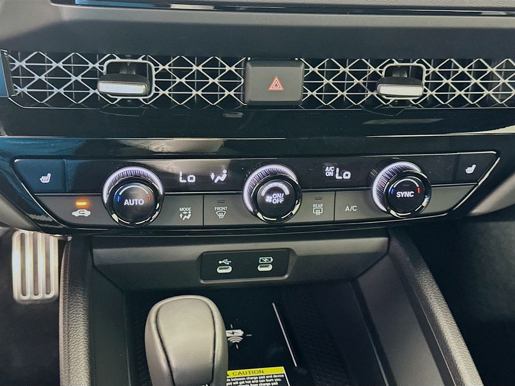 2025 Honda Accord Hybrid Sport photo 12