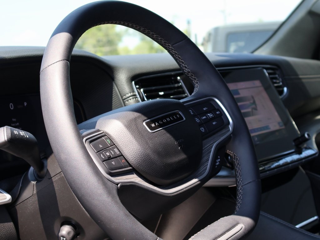 2024 Jeep Wagoneer Series II photo 25