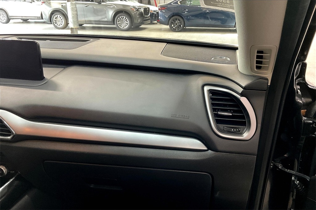 2022 Mazda CX-9 Touring photo 15