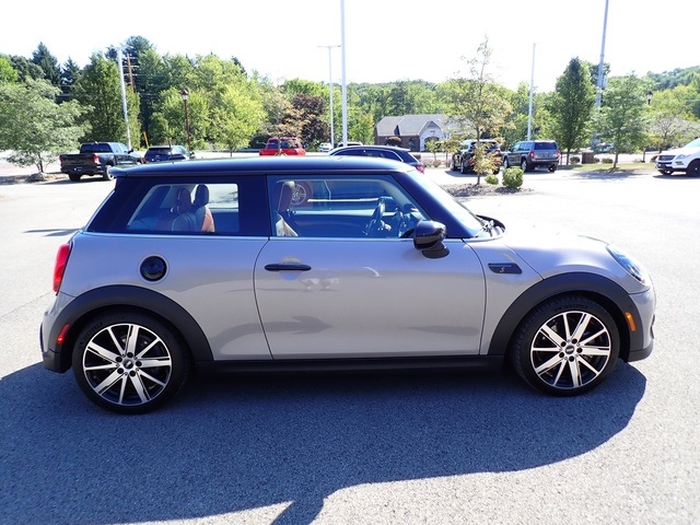 2023 Mini Cooper Base photo 7