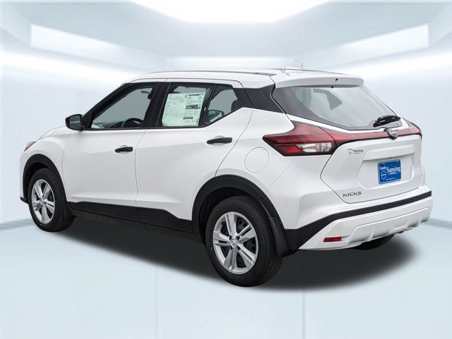 2025 Nissan Kicks Play S photo 3